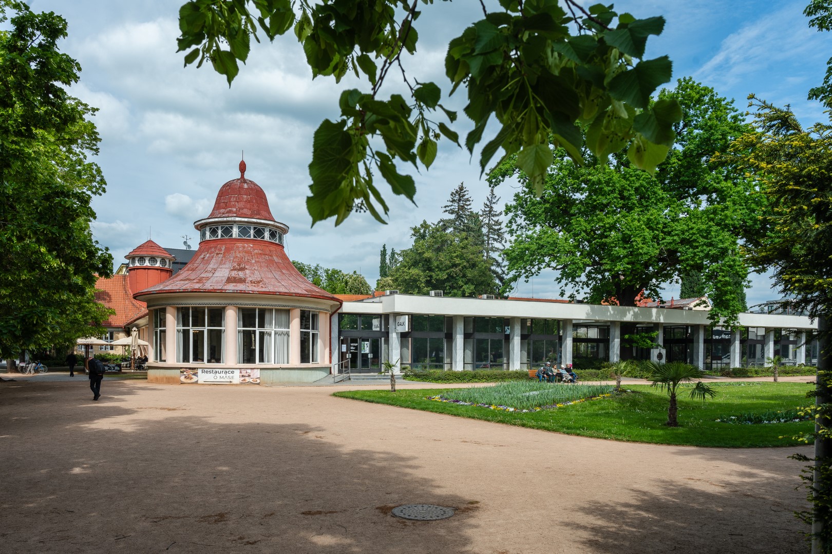 Poděbrady, minerální voda, lázně