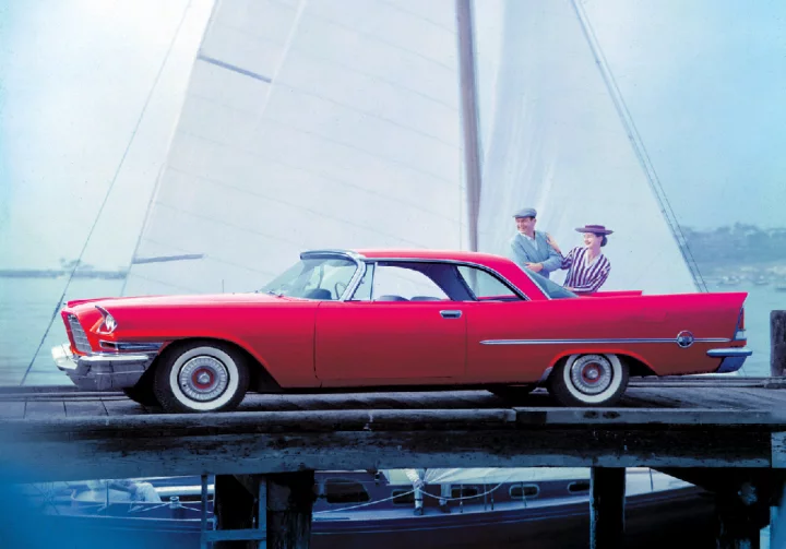 Autor: Chrysler Corporation Když na podzim 1956 debutoval Chrysler 300C, byla to naprostá bomba. Štíhlá a vyzývavá karosérie patřila k tomu nejlepšímu, co Chrysler stvořil v celé své historii