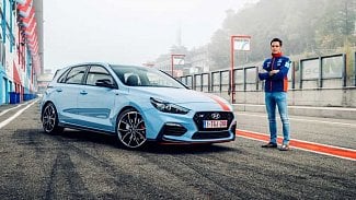 Náhledový obrázek - Hyundai i30 N přichází v limitované edici Thierry Neuville. Čeští zájemci mají smůlu