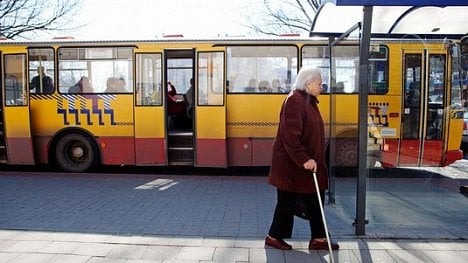 Náhledový obrázek - Jihomoravský kraj vypíše novou soutěž na autobusovou dopravu. Řeší tím problém s mzdami řidičů