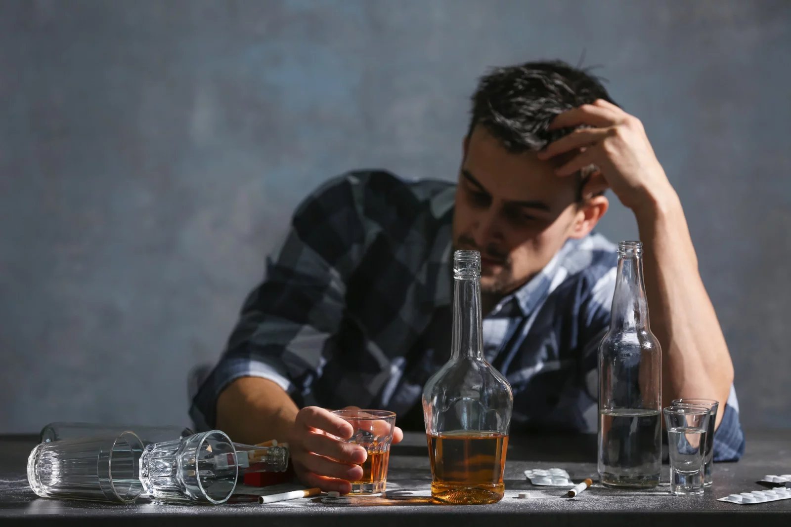 Přímý vliv na rozvoj fibrilace síní má i přílišná spotřeba alkoholu. Platí to především u těch pacientů, kteří se už s touto formou arytmie někdy setkali.
