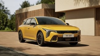 Náhledový obrázek - Kia ukázala nový model K4. Láká na dravý design i na benzinový motor