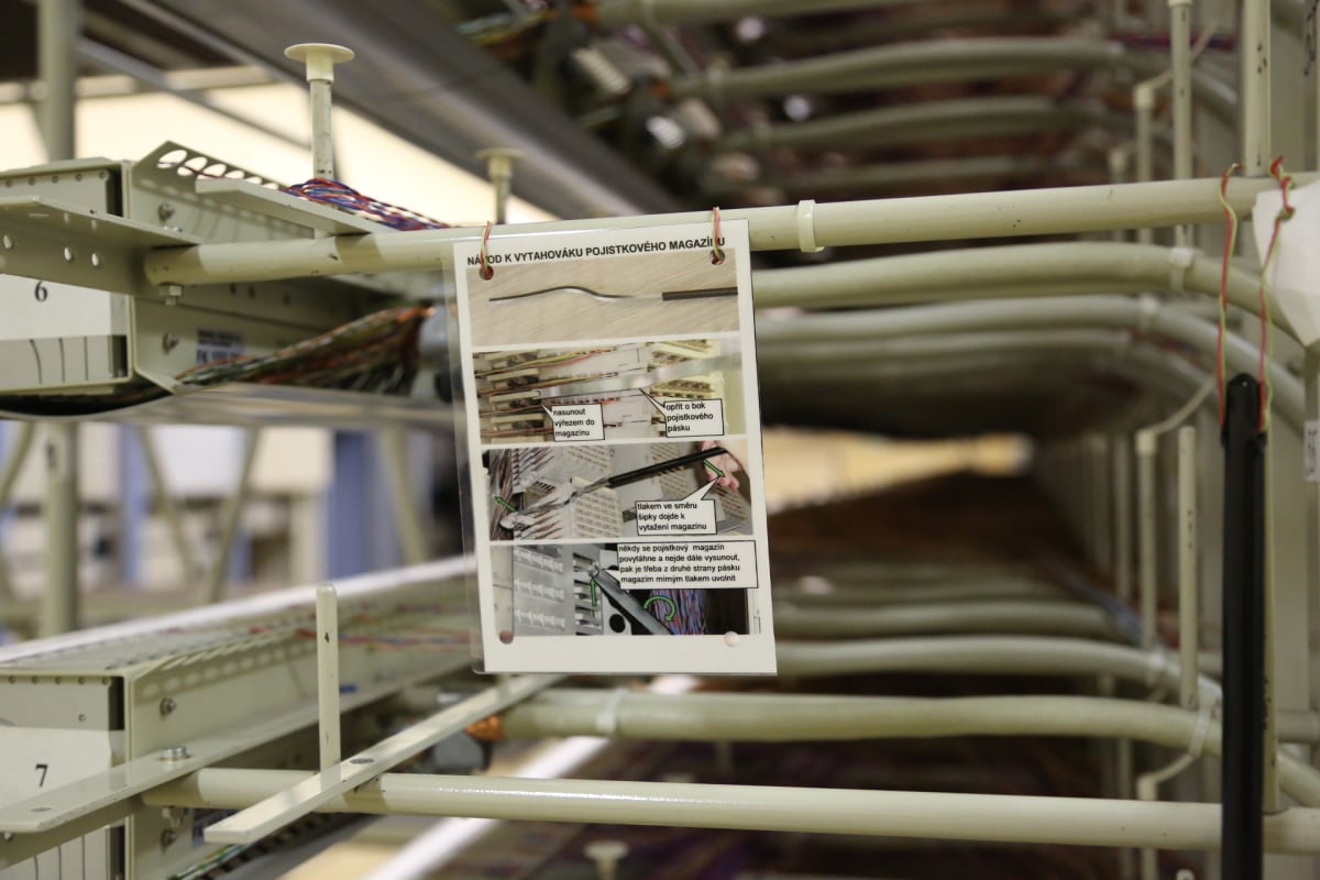 Od sklepů po věž - Ústřední telekomunikační budova CETINu