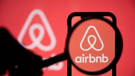Náhledový obrázek - Brusel chystá legislativu pro technologické platformy, v hledáčku je i Airbnb