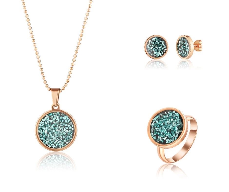 Set šperků od Betonbeads se zeleným sklem