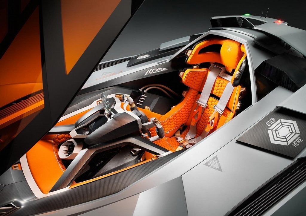 2017-11-lamborghini-egoista-6.jpg