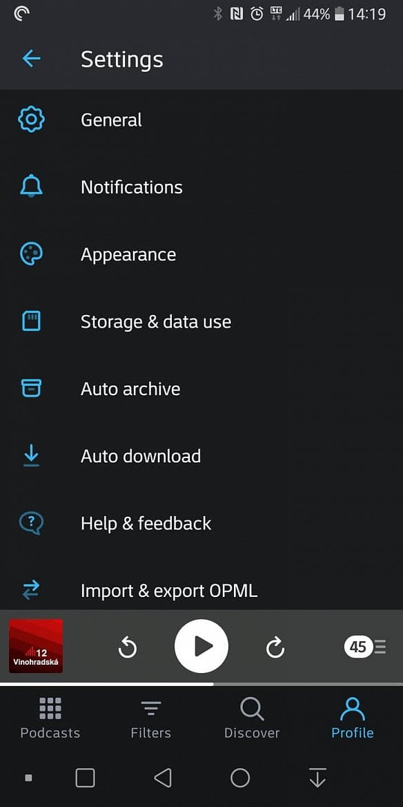 Jak se u podobných nástrojů nosí, chování přehrávače si můžete silně přizpůsobit