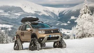Náhledový obrázek - Dacia Duster ACF je skutečný tank. Na pásech vyjede i to, co nezvládnou nejdrsnější off-roady