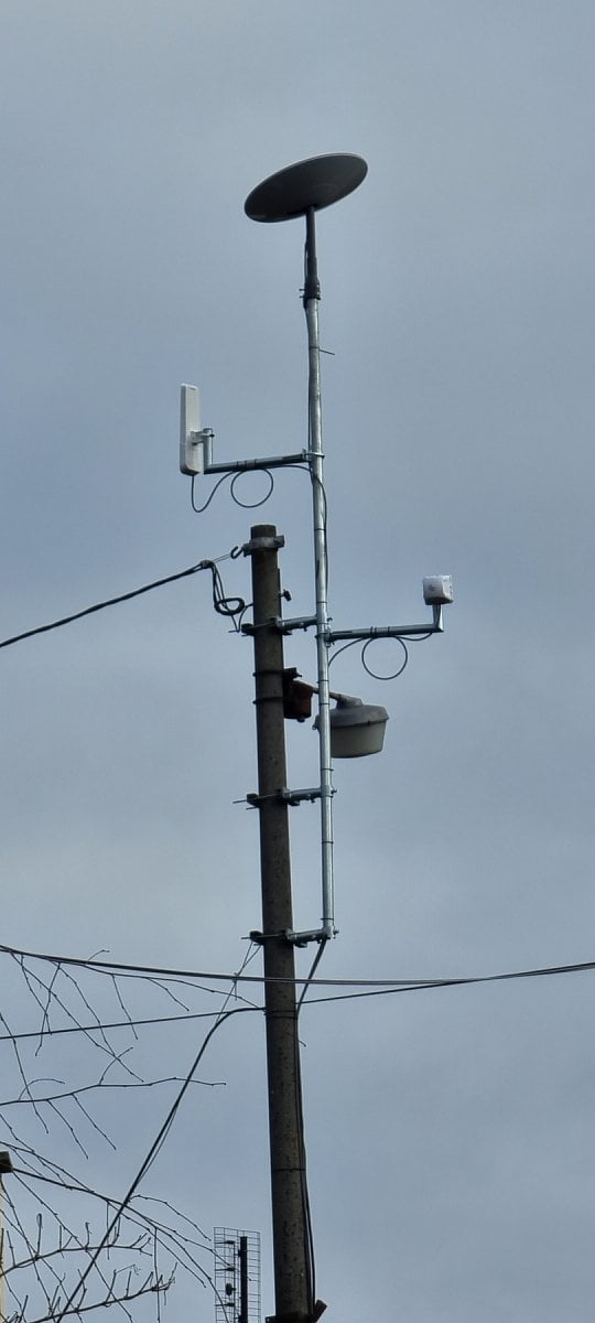 Finální montáž na sloupu.