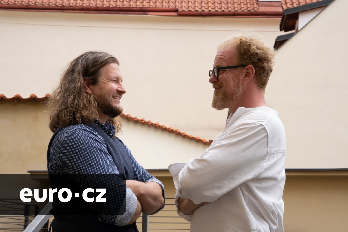 Dva bratři, dvě budoucnosti. Tomáš a Lukáš Sedláčkovi o AI, víře, smyslu života a roli Evropy a Česka v současném světě