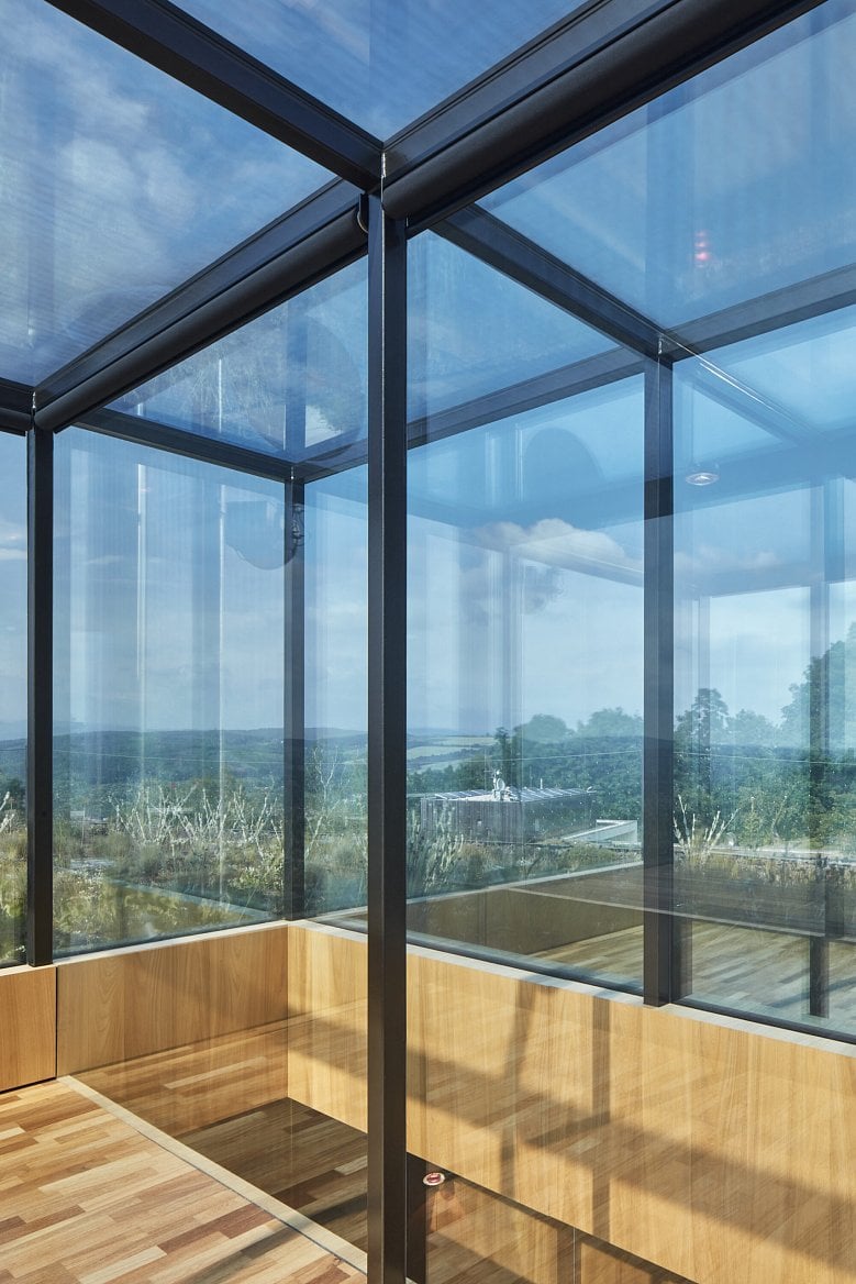 2021-09-petrjanda-brainwork-lazy-house-boysplaynice-38-scaled.jp