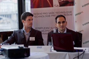 Jan Sekera (channel manažer Kaspersky Lab), Bohdan Vrána (distribuční manažer PCS DataGuard)