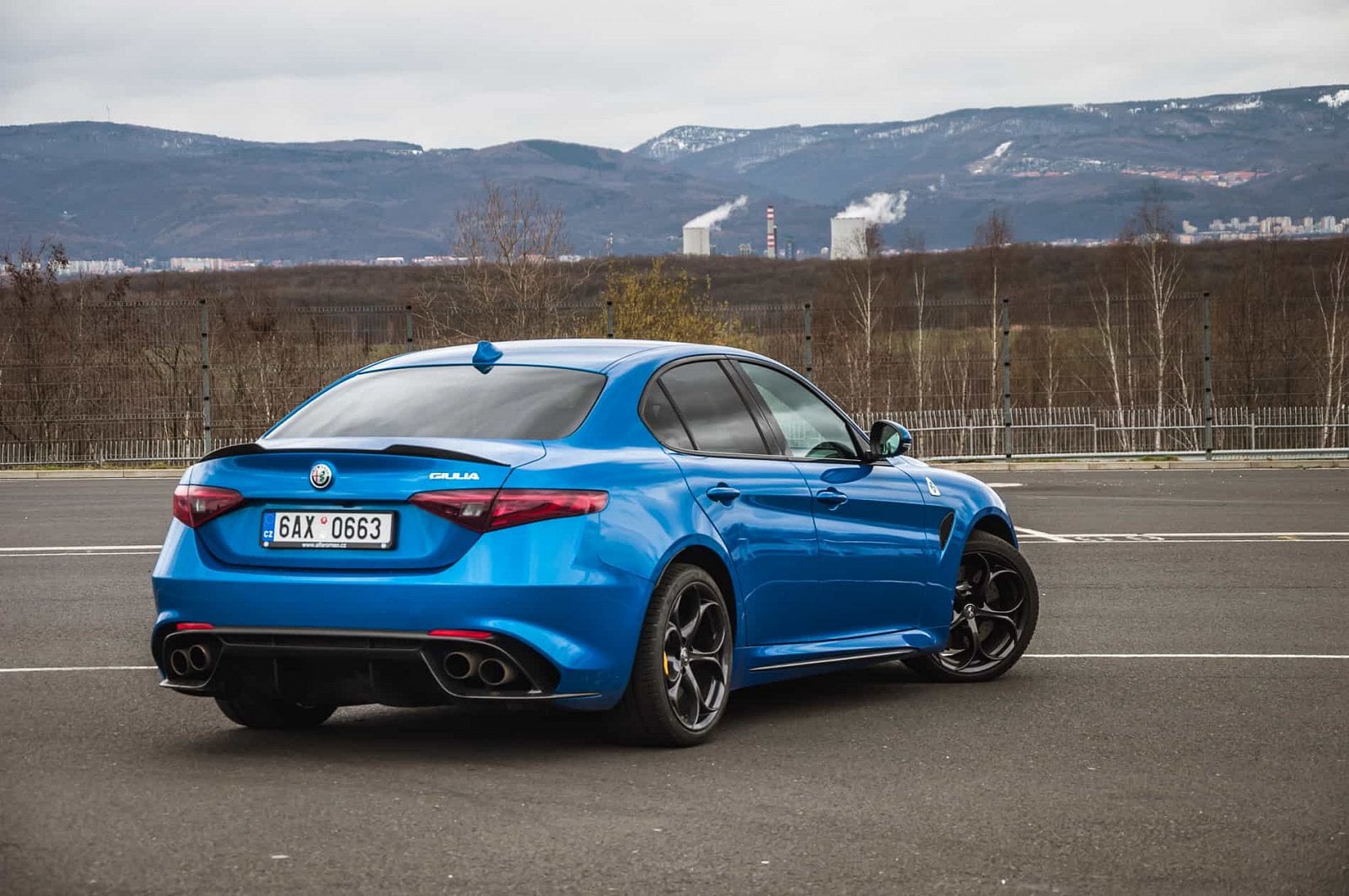 2019-03-giulia-qv-vs-stelvio-qv-35.jpg