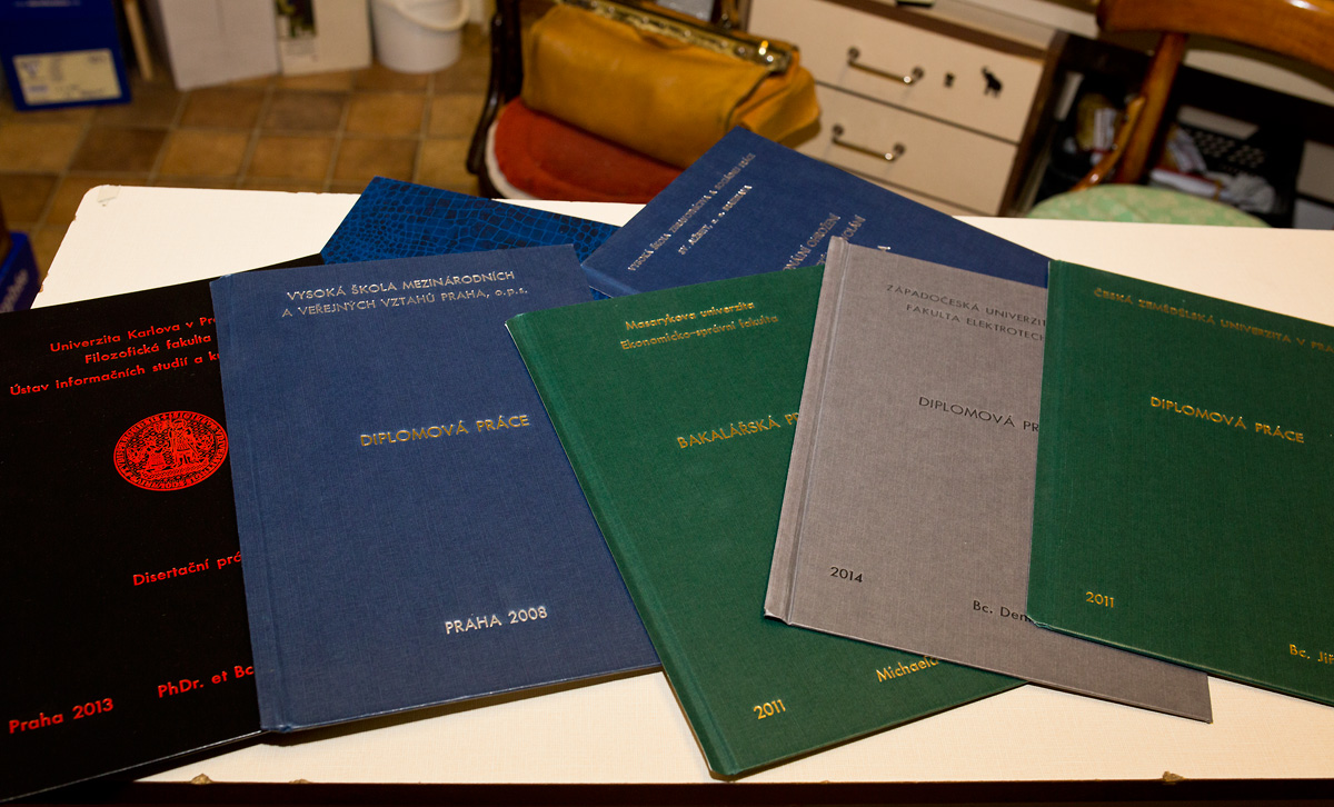 Navštívili jsme největší knihařskou dílnu v Praze