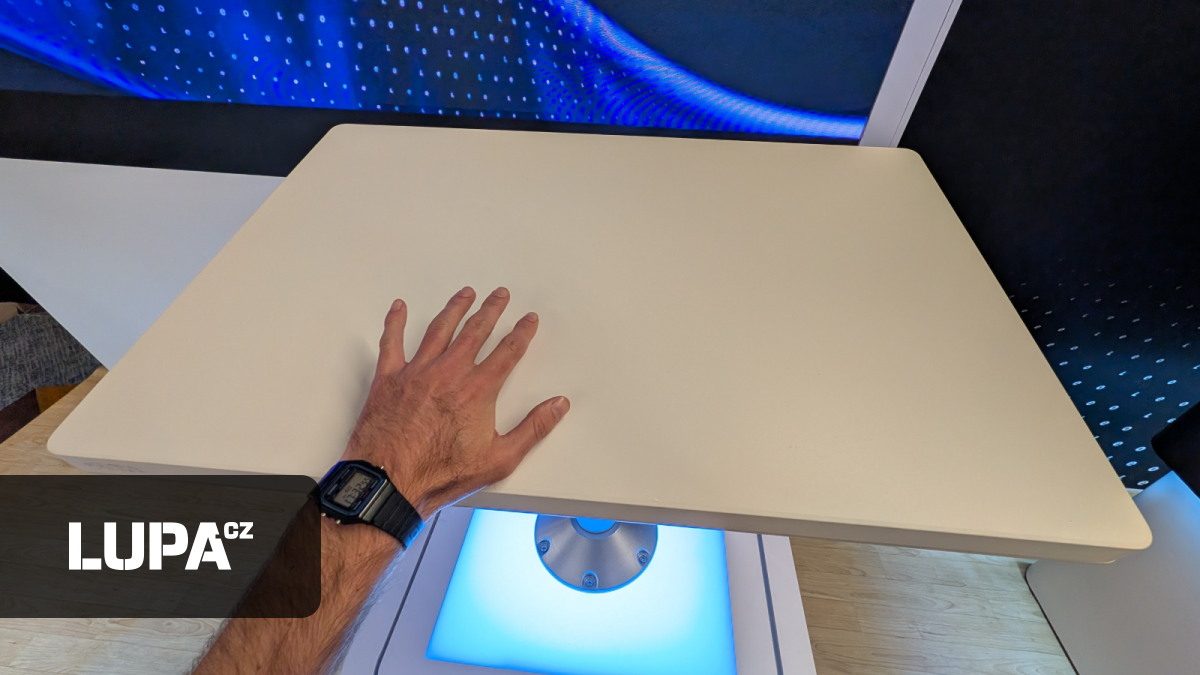 Muskův Starlink brzy dostane konkurenci, Amazon Leo z vesmíru nabídne gigabit. Podívejte se na anténu