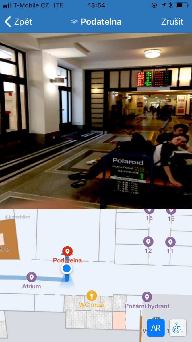 Škodův palác a Smart City: Navigace pomocí beaconů a mobilu