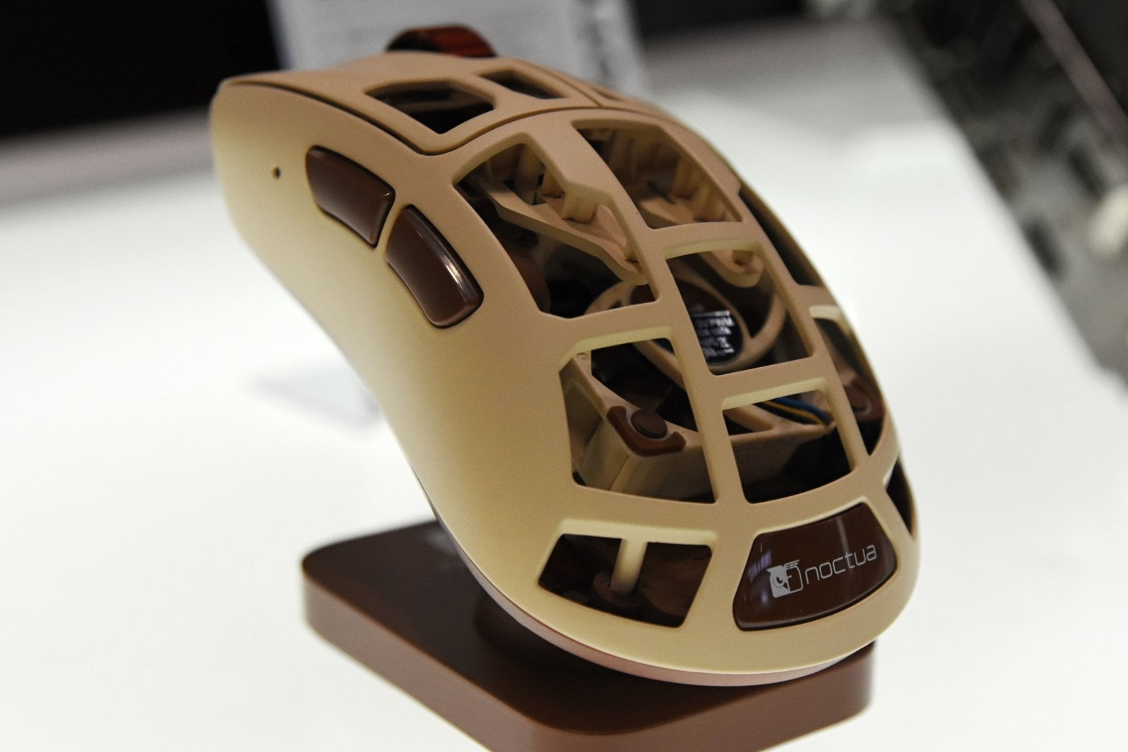 Myš s chlazením od firmy Noctua na Computexu 2025