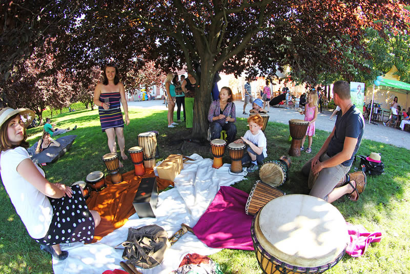 Festival jídla a pití v zahradách Trojského zámku
