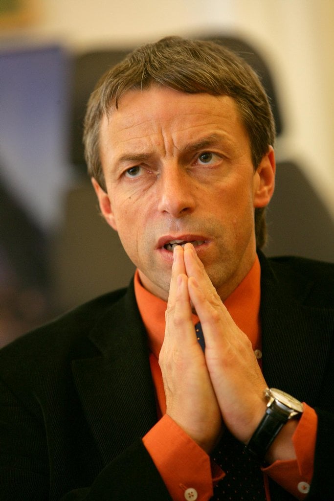 2009-10-nc3a1vrat-ztracenc3a9ho-syna-pavel-bc3a9m-je-opc49bt-c48