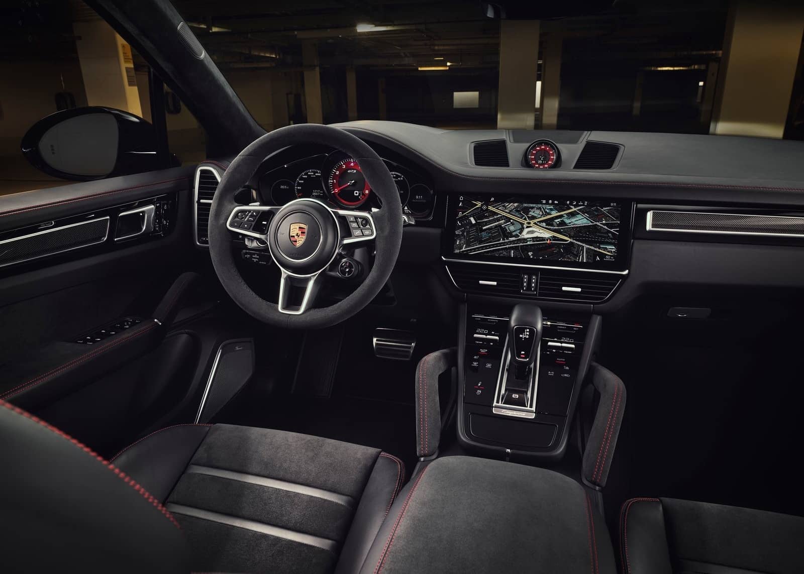 2020-06-Porsche-Cayenne_GTS-2020-1600-07.jpg