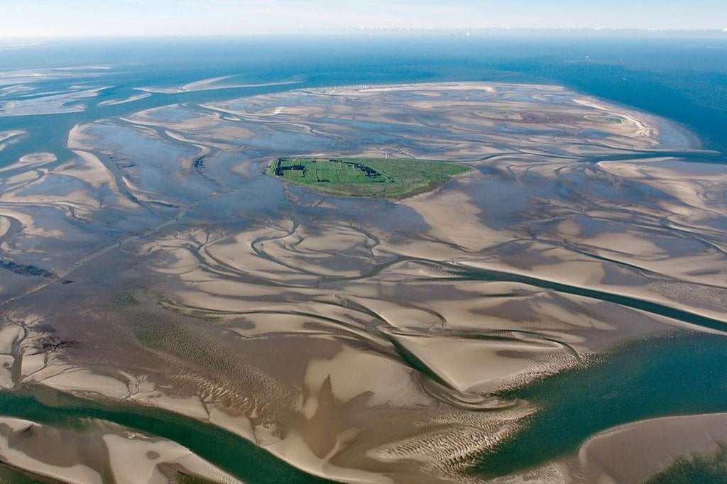 2014-02-pamc3a1tky-unesco-ohroc5beenc3a9-stoupajc3adcc3ad-hladin