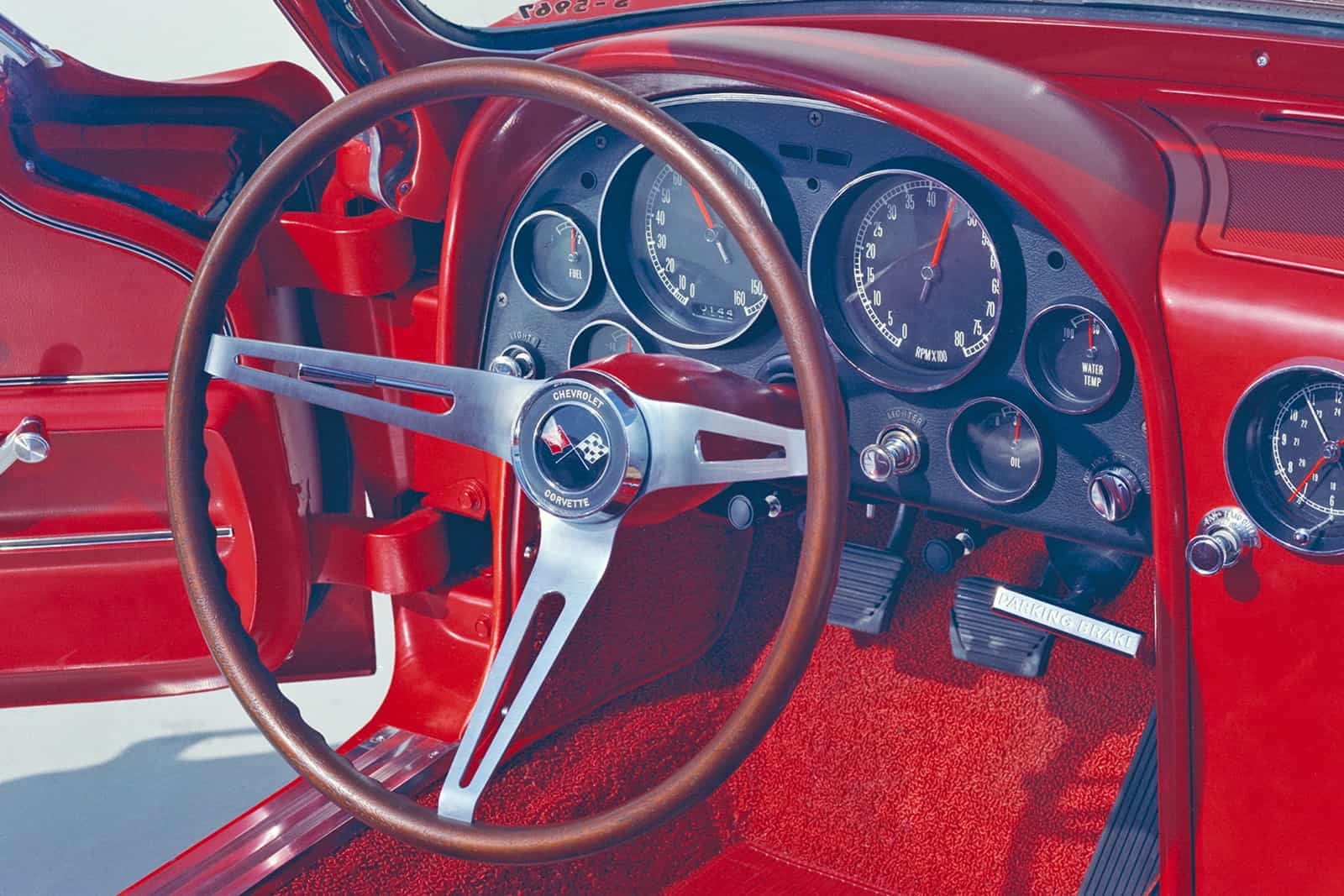 2019-07-second-gen-steering-wheel.jpg