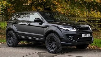 Náhledový obrázek - Range Rover Evoque se v edici X-Lander tváří, jako kdyby mohl vyrazit na Dakar