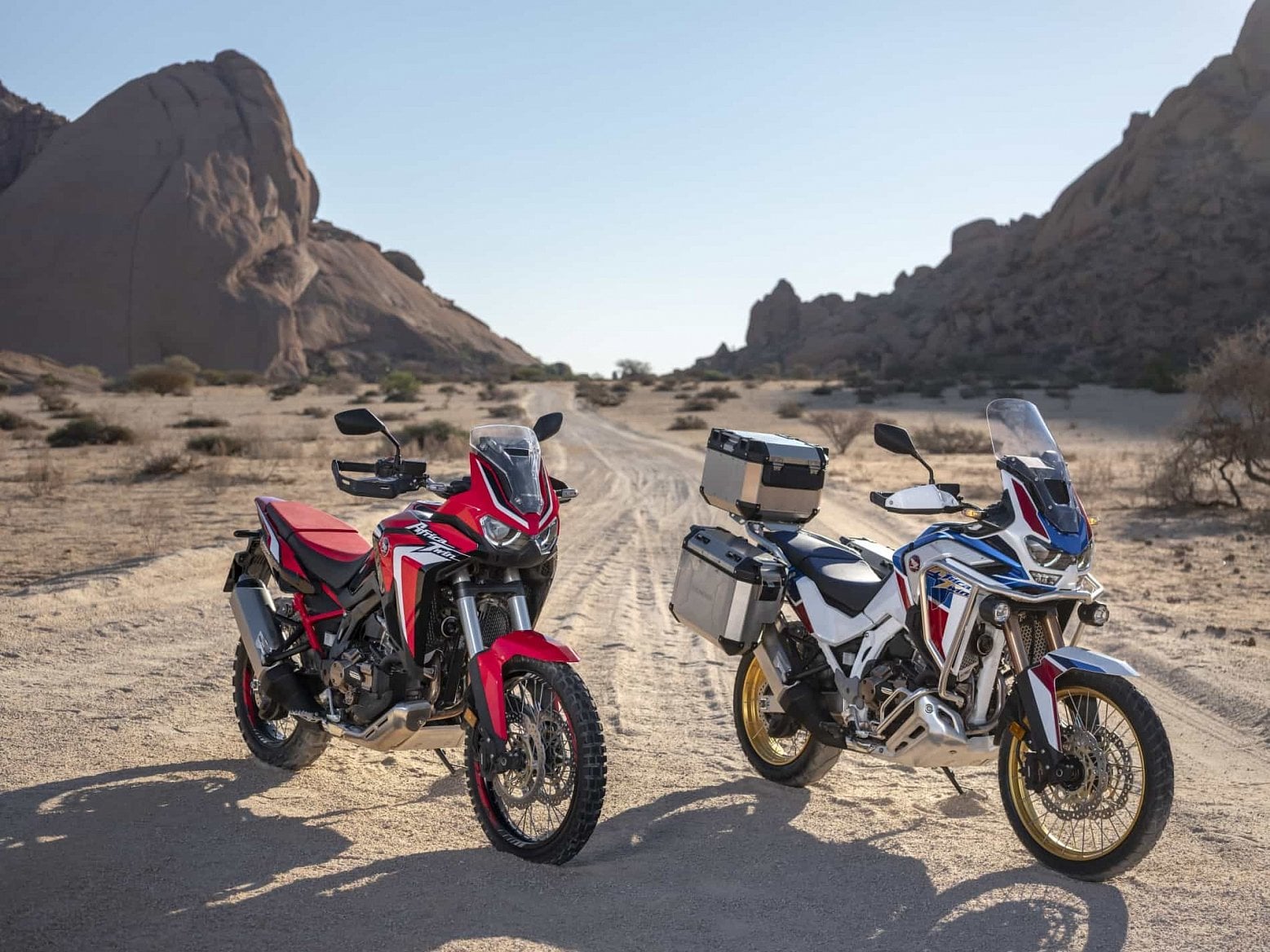 2019-09-189581_20YM_Africa_Twin_and_Africa_Twin_Adventure_Sports