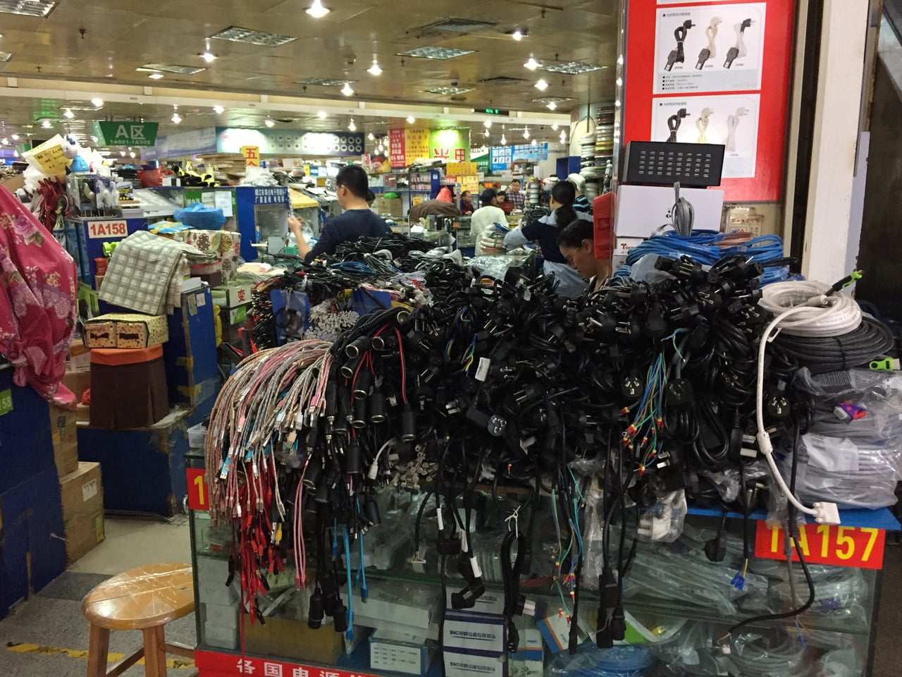 Huaqiangbei, Šen-čen: Největší tržiště s elektronikou na světě