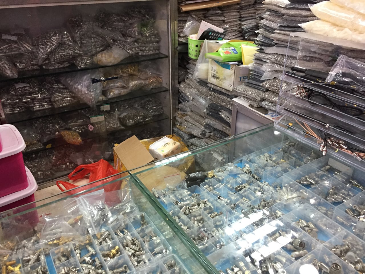 Huaqiangbei, Šen-čen: Největší tržiště s elektronikou na světě