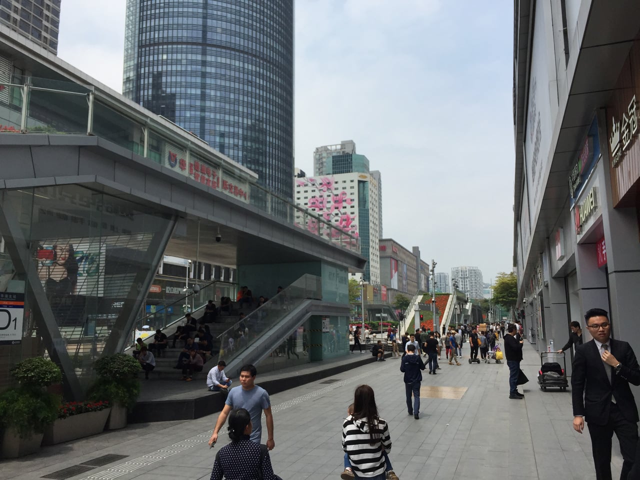 Huaqiangbei, Šen-čen: Největší tržiště s elektronikou na světě