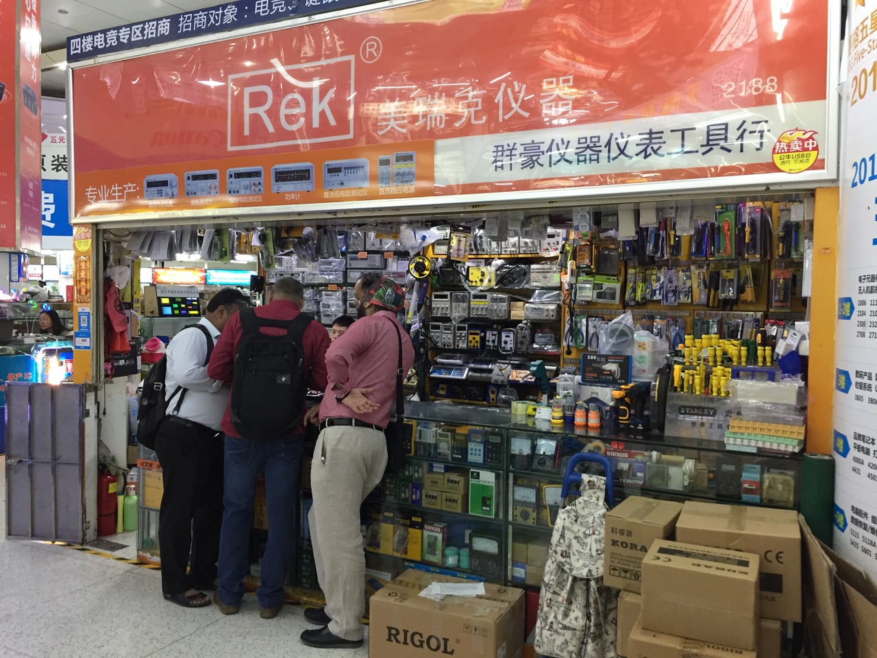 Huaqiangbei, Šen-čen: Největší tržiště s elektronikou na světě