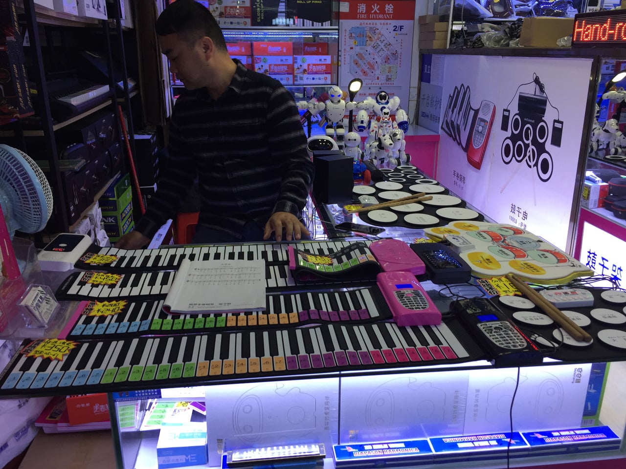 Huaqiangbei, Šen-čen: Největší tržiště s elektronikou na světě