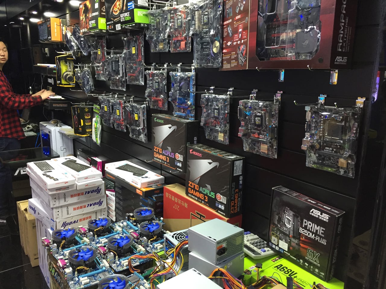 Huaqiangbei, Šen-čen: Největší tržiště s elektronikou na světě