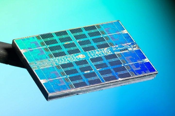 Procesor AMD Ryzen 3000 kremikovy cip Matisse na 7nm procesu TSMC Fritzchens Fritz 10