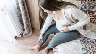 Náhledový obrázek - Otoky nohou v těhotenství: i když bývají nepříjemné, obvykle nejsou důvodem k panice