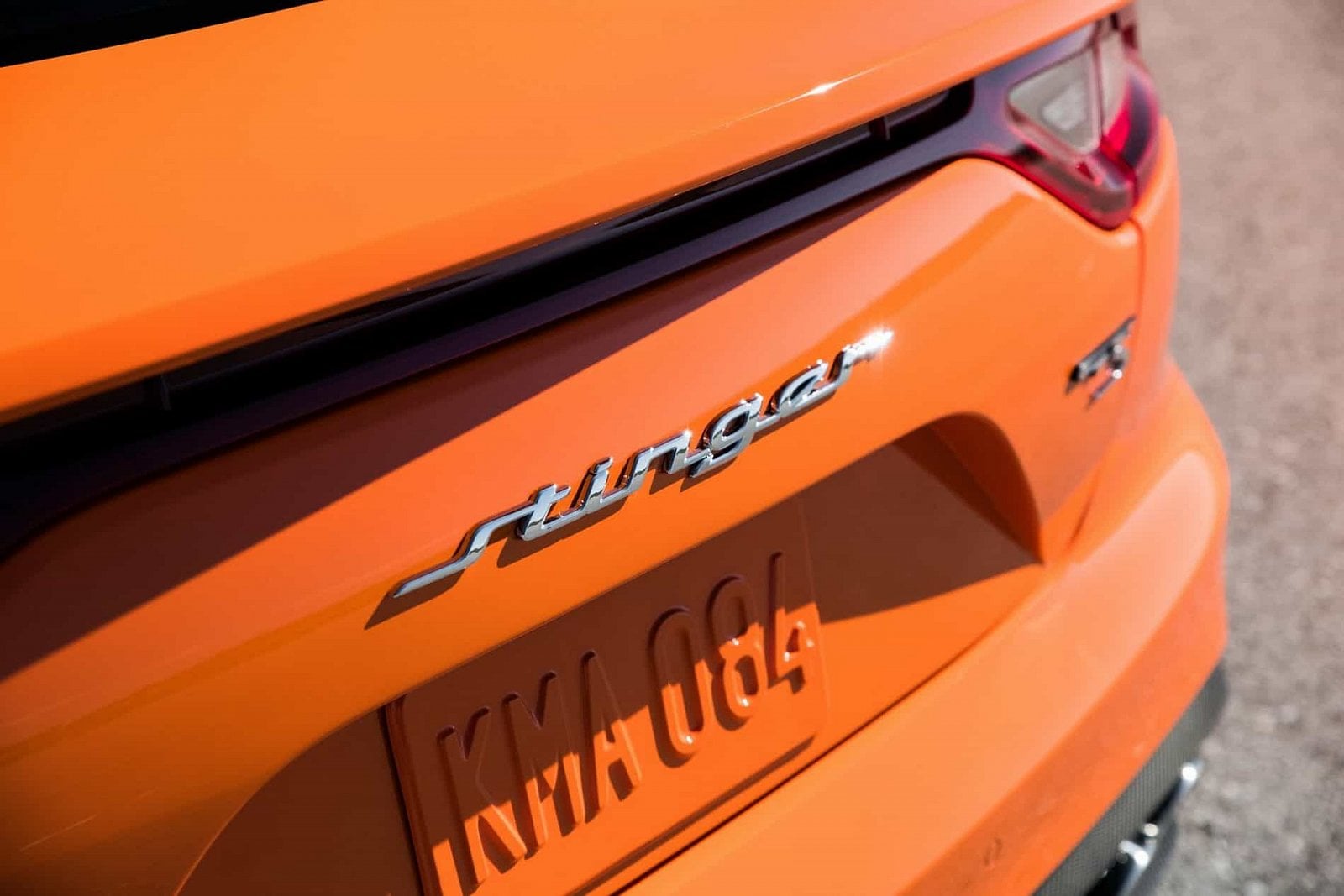 2019-04-Kia-Stinger-GTS_12.jpg