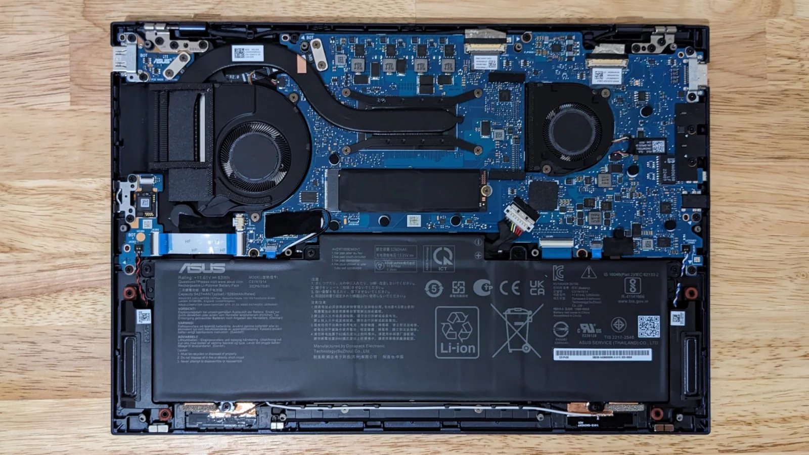 Asus ExpertBook B9