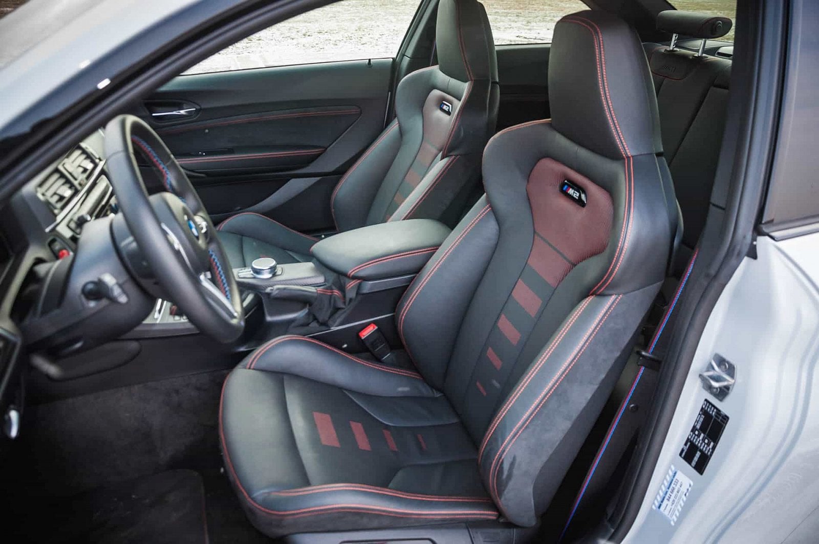 2019-02-bmw-m2-competition-23.jpg