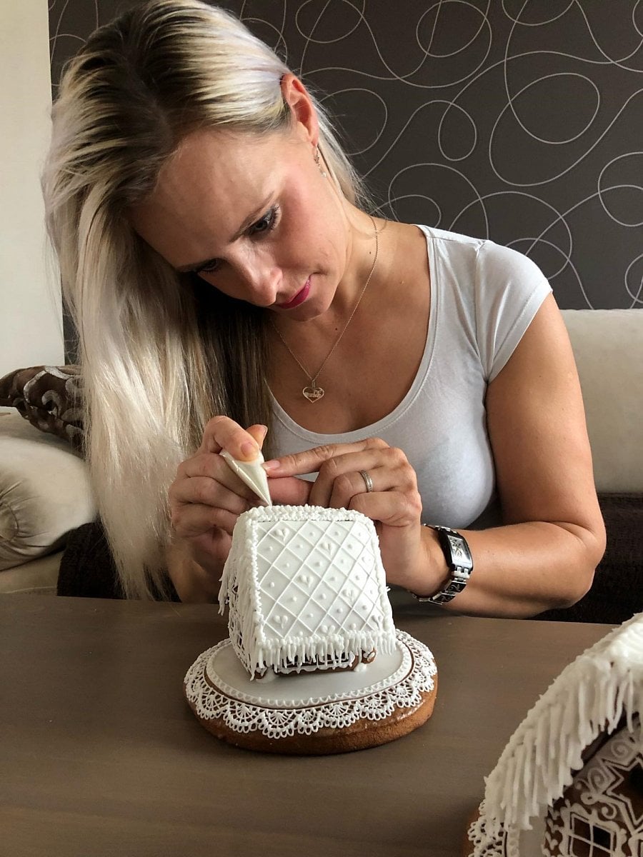 Dozdobování chaloupky