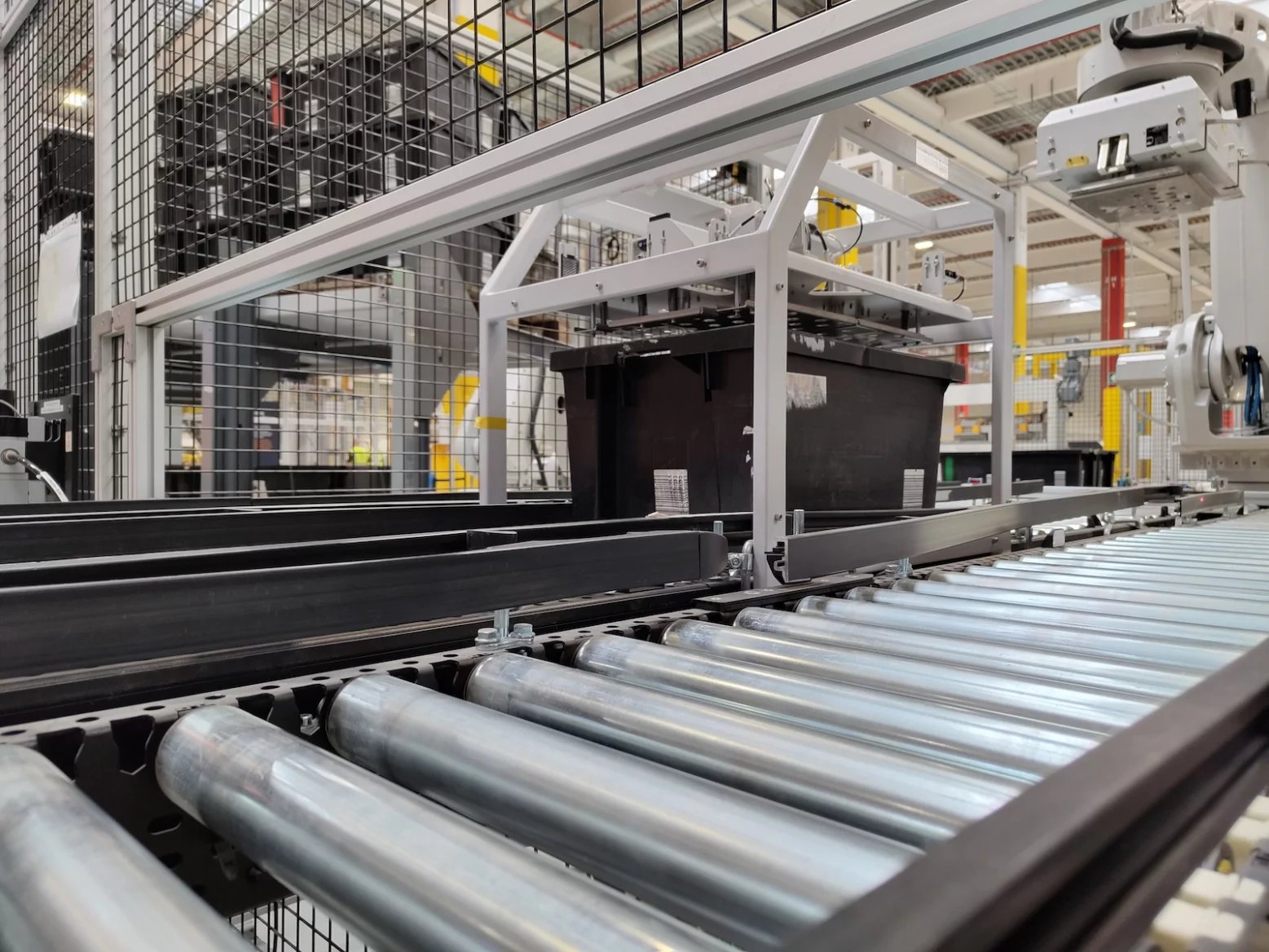 Amazon Robotic Tote Palletiser