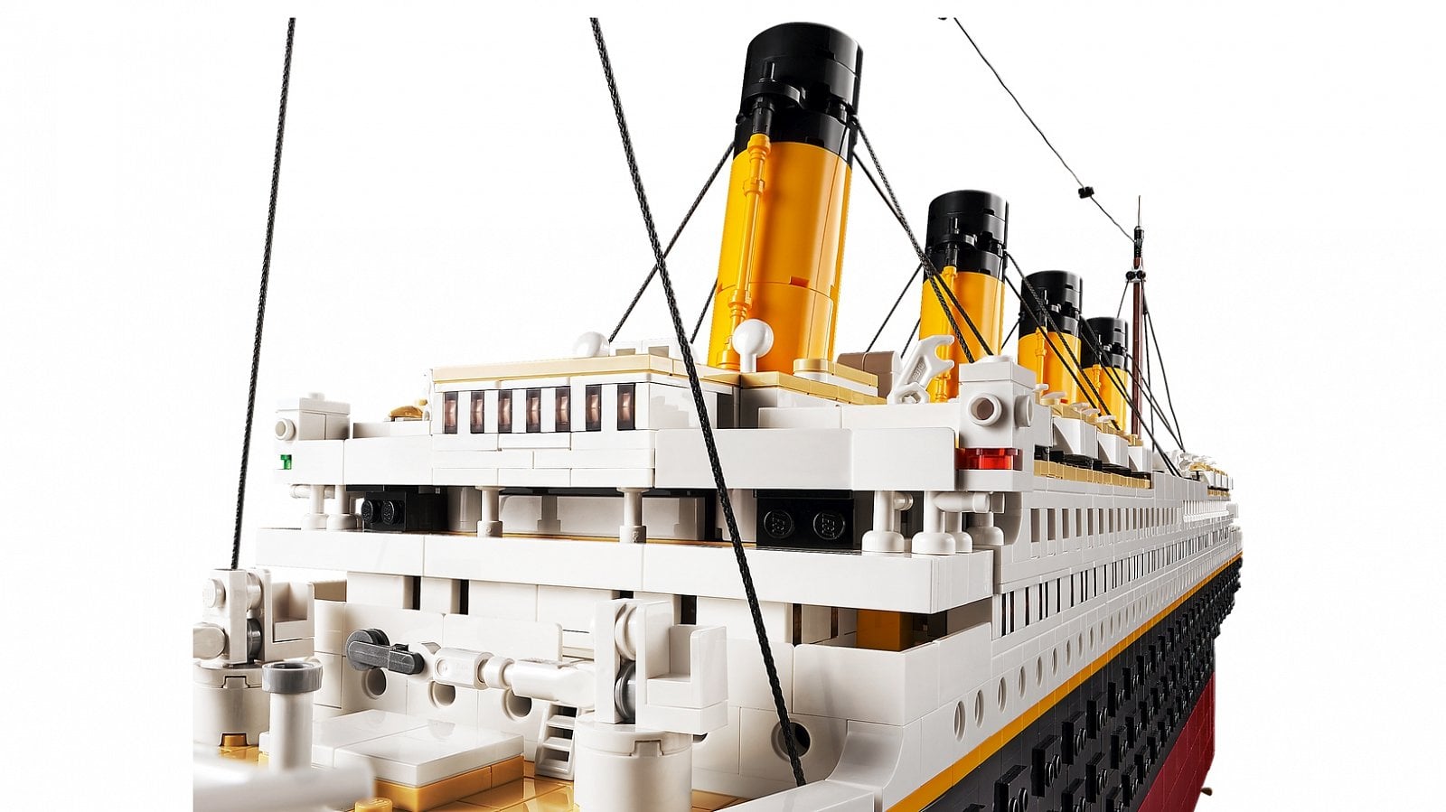 2021-10-Lego-Titanic-obr5.jpg