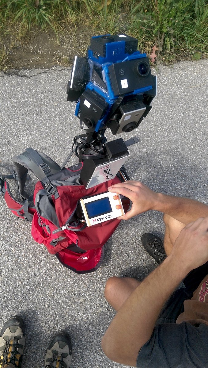 Digitální kartografie na vlastní nohy