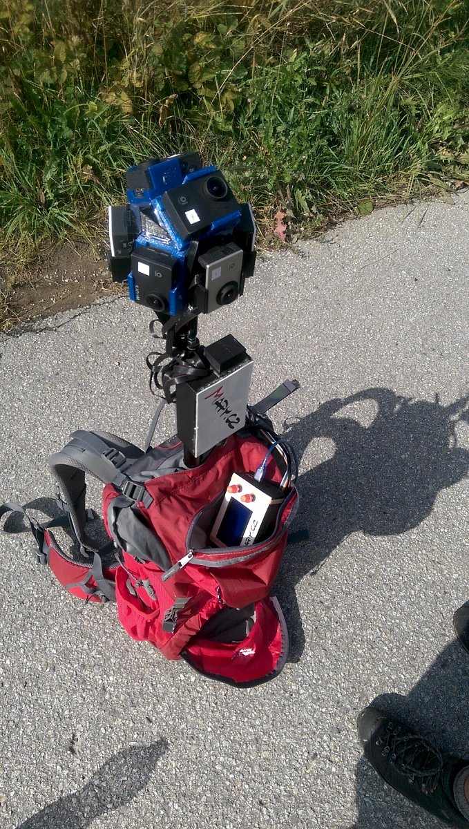 Digitální kartografie na vlastní nohy