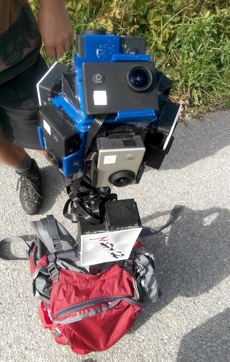 Digitální kartografie na vlastní nohy