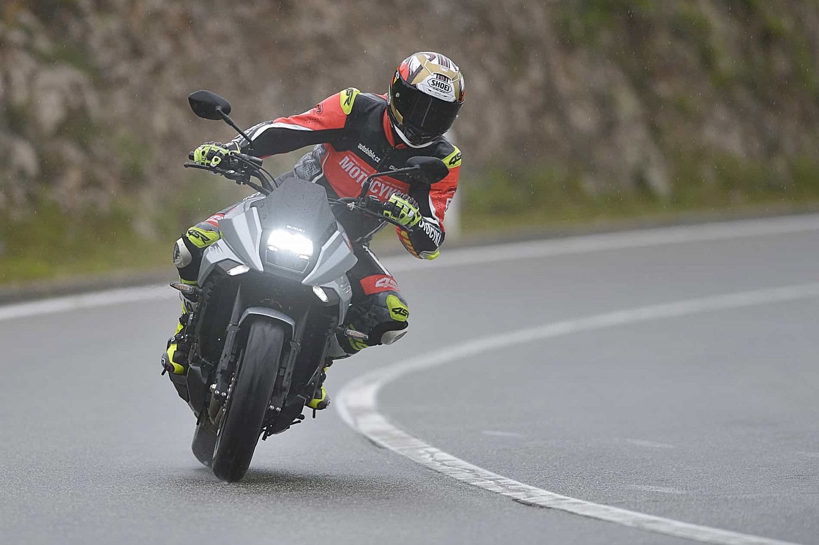 2019-09-suzuki_katana_press_test_2_day_rider1_08.jpg