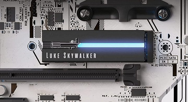 Lightsaber Collection Special Edition FireCuda PCIe Gen4 NVMe SSD 2