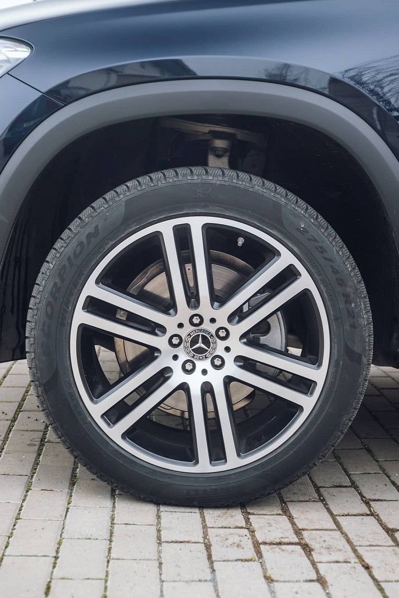 2019-12-Mercedes-Benz-GLE-400-d-00008.jpg