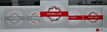Televize Óčko spustila HbbTV, resp. část jeho funkcí, na přelomu roku. I zde do menu, které vidíte na obrázku a které je funkční jen z části, vstoupíte přes červené teletextové tlačítko.