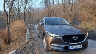 Náhledový obrázek - Test ojetiny: Když ojeté SUV, tak z Japonska. Mazda CX-5 II je spolehlivá, jen musí mít správný motor